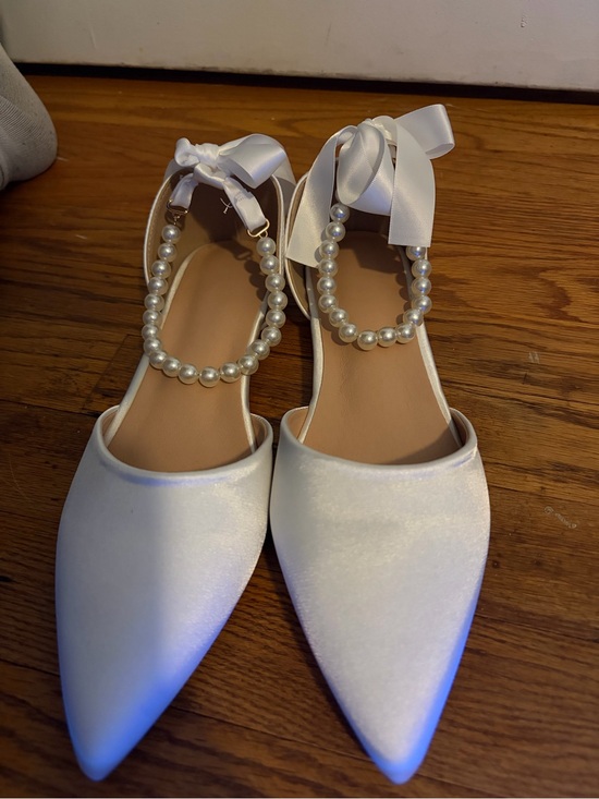 Shoes - Elegant White Pearl-Ankle Satin Flats with Ribbon Tie